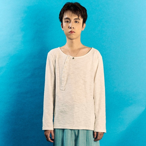 "STAVE LABEL" ECHO LONG SLEEVE TEE - BLACK/WHITE