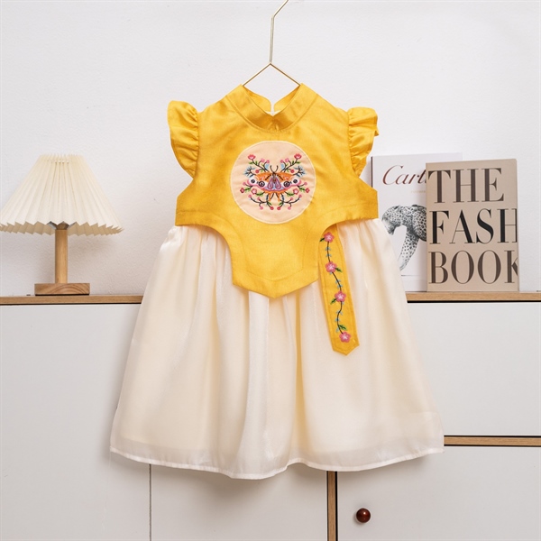 Đầm Bé Gái Cổ Tàu Thêu Hoa Cao Cấp | Size 4-14