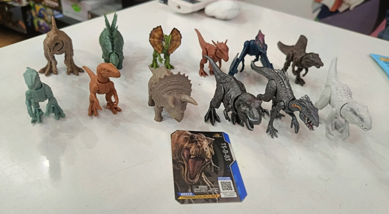 Mua bán (NOBOX) BLOKEES JURASSIC WORLD TERRAVENTURE 12 CON