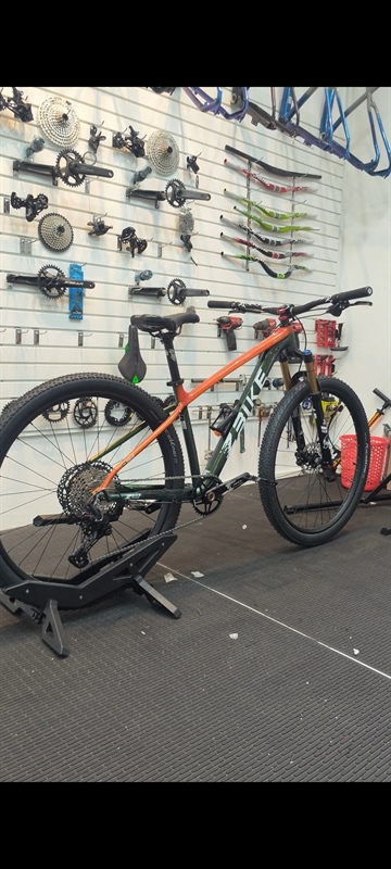 Xe Đap MTB Zbike Custom Màu Xanh - Group 12s (Minh Nguyễn KH8248201)