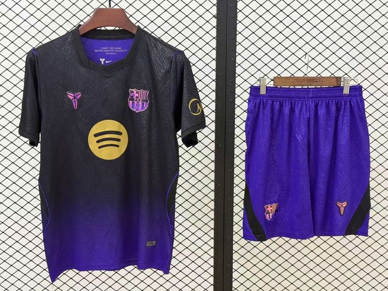 CLB Barcelona sân khách 26/27