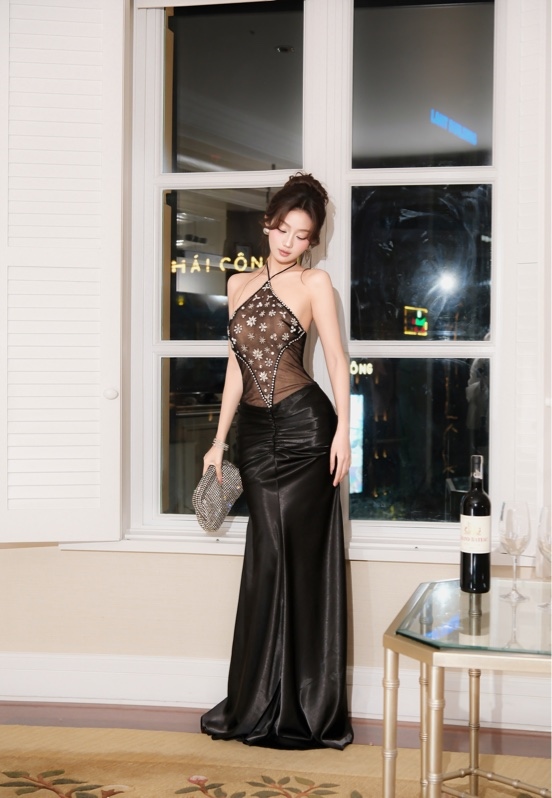 Đầm yếm kết đá tà lụa 8153