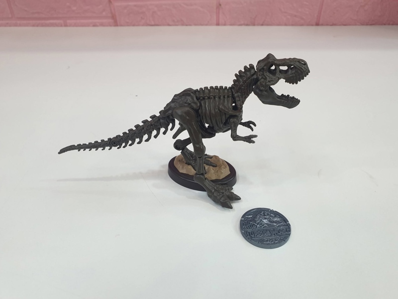 Mua bán (2ND)BLOKEES JW TERRAVENTURE TYRANNOSAURUS SKELETON