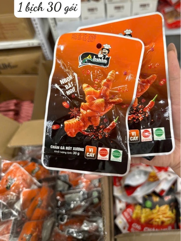 Chân gà rút xương vị cay 30g ( 300 cái/thùng )(30 cái/ 1 túi)
