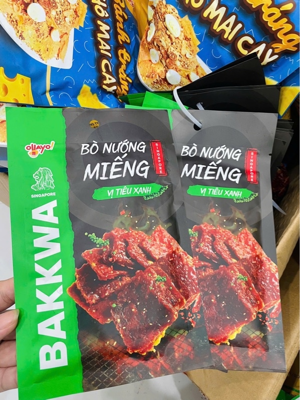 Bò nướng miếng vị tiêu xanh 25g ( 100 gói/thùng )