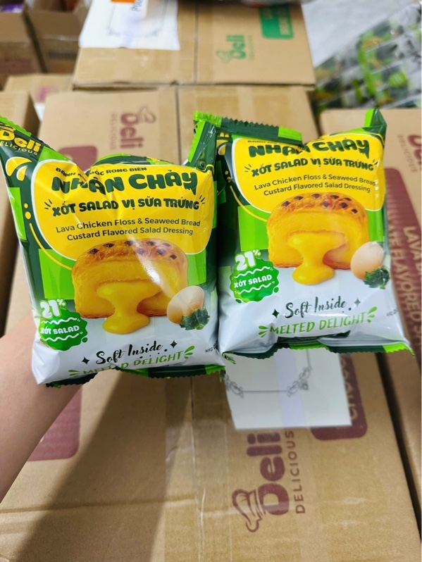 Bánh mỳ ruốc rong biển nhân chảy sốt Salad vị sữa trứng ( 60 gói/thùng )