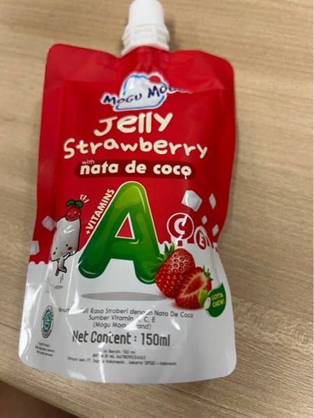 Thực Phẩm Bổ Sung Nước Thạch Jelly Mogu, Mogu Vị Dâu Với Thạch Dừa Và Vitamin A, C, E 150g