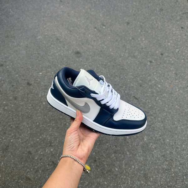 Nike Air Jordan Low Navy Blue | Xanh than