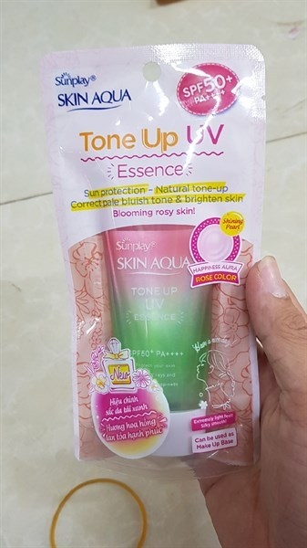 24-1672-Tinh Chất Chống Nắng Hiệu Chỉnh Sắc Da ( Sunplay Skin Aqua Tone Up Essence Rose ) 50g