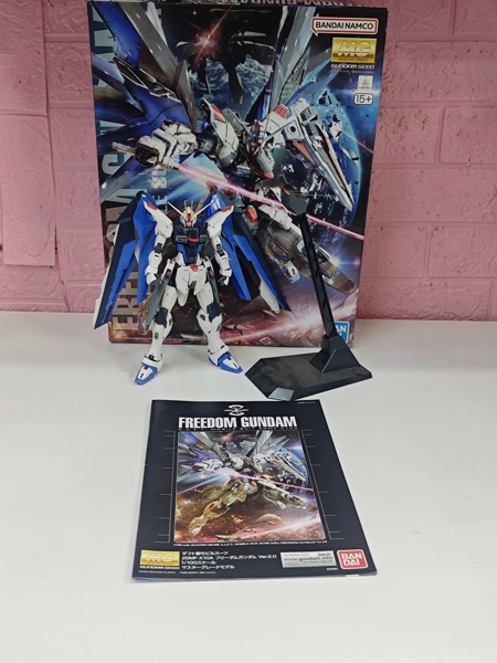 Mua bán (2ND CÓ TT) MG 1/100 ZGMF-X10A FREEDOM GUNDAM VER. 2