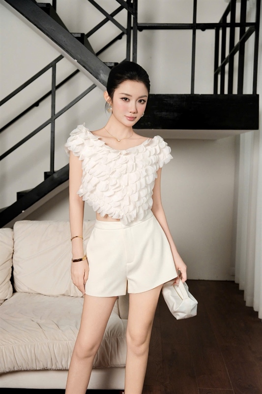 ELEGANCE TOP