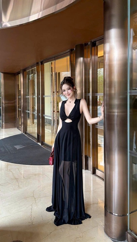 ĐẦM THUN LƯỚI CỔ TRỤ