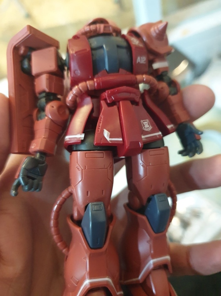 Mua bán (NOBOX-CÓ TT) HG MS-06S ZAKU II (RED COMET VER.)