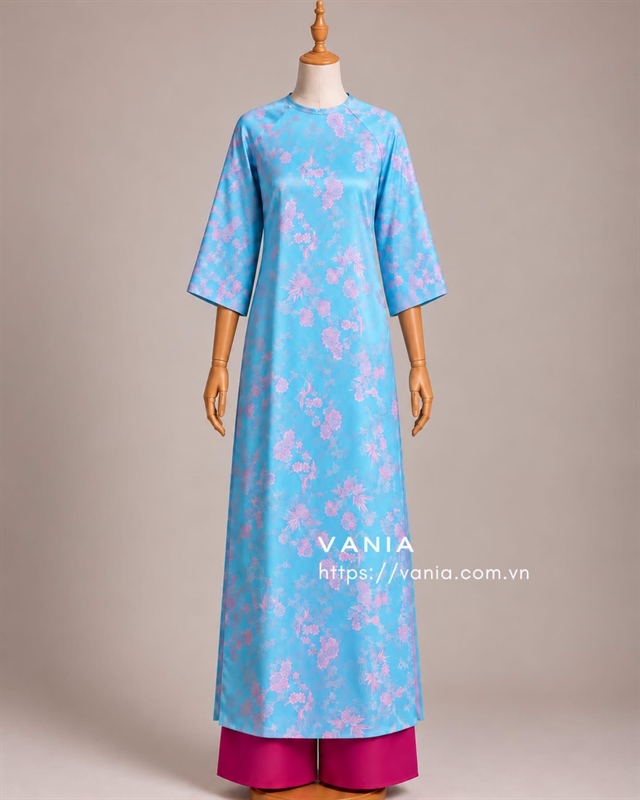 Áo dài suông lụa tằm cổ tròn