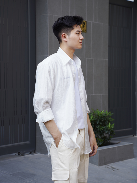 Sơ mi white over 02
