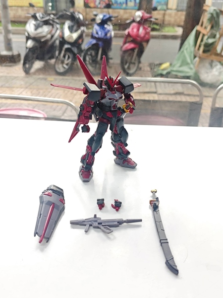 Mua bán (NOBOX) HGBF 1/144 GUNDAM ASTRAY RED FRAME INVERSION