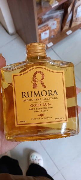 Rượu rum (gold)