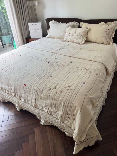 Bộ ga "Hạ nhiên" 6 món | Linen Cotton - Thêu nhành hoa tím, Chần trám - HZ04