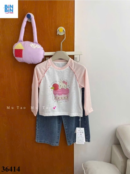 36414 Áo thunTD hồng bánh dâu Kitty MuTao