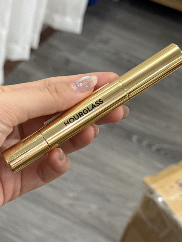 [TL] [NO BOX] Son Dưỡng Hourglass Volumizing Glossy Stick - 125 Slip (07/2028)