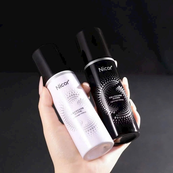 Xịt khóa nền trang điểm Nicor