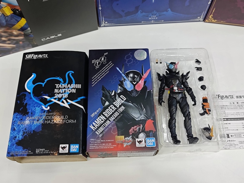 Mua bán MÔ HÌNH SHF KAMEN RIDER BUILD RABBITTANK HAZARD FORM 2ND