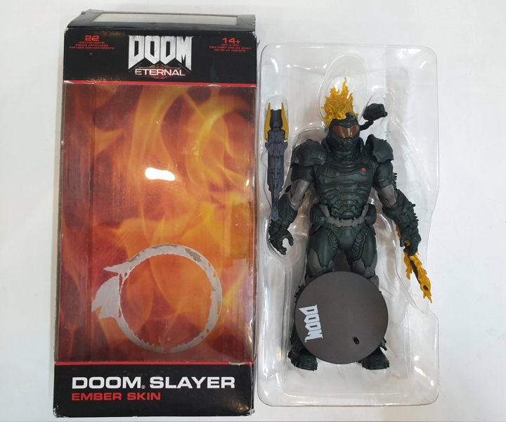 Mua bán MÔ HÌNH MCFARLANE DOOM SLAYER EMBER SKIN 2ND