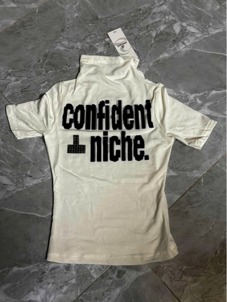 Áo cổ lọ TWENTI Tay Lửng Ép Đá - CONFIDENT trắng kem - Freesize