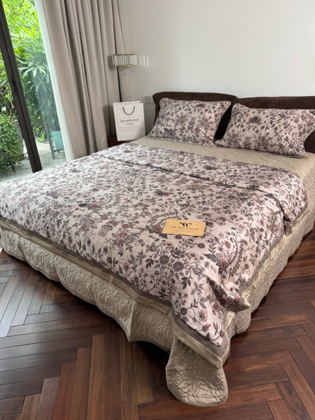 Bộ ga chần Vip "Vườn Tĩnh Mặc" | Cotton Tencel 80s in hoa - Hoa nâu - Chần Full - LX09