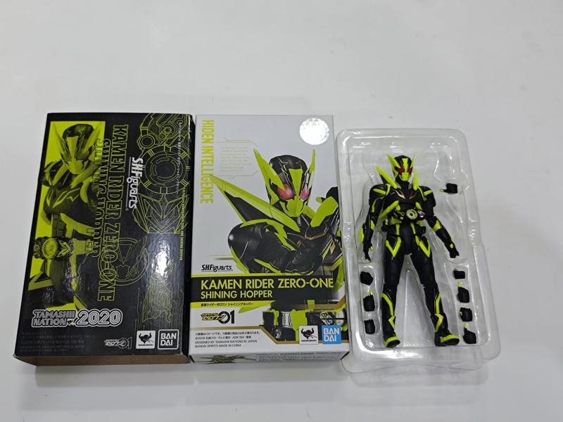 Mua bán Mô Hình SHF Kamen Rider Zero One Shining Hopper Used