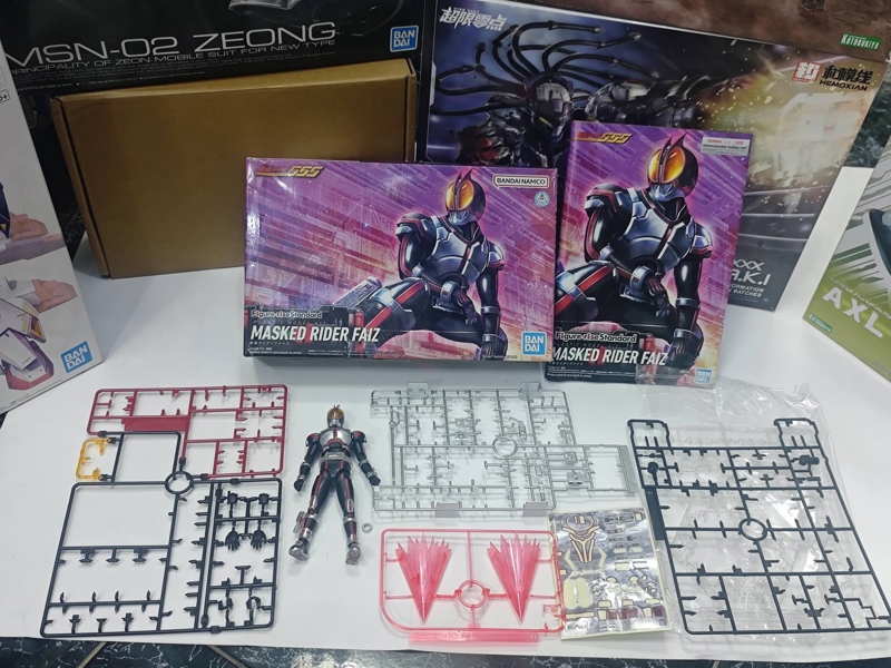 Mua bán Mô Hình Lắp Ráp FRS Kamen Rider Faiz Đã Lắp