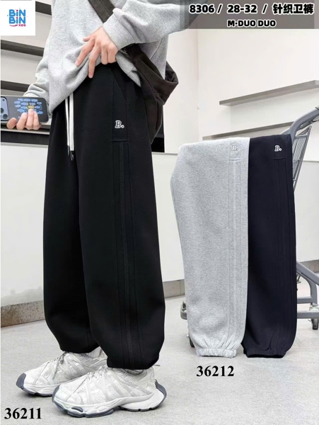 36211 Quần Jogger Đen chữ Bo