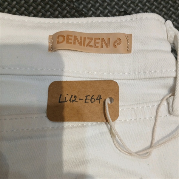 Li12-E64