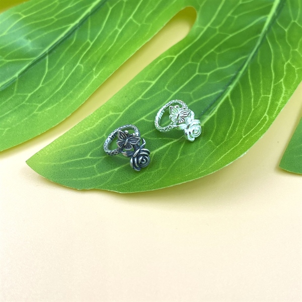 Cuốn hạt bướm và hoa hồng CA1415