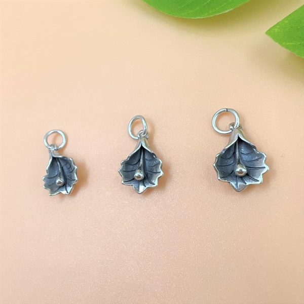 Móc treo hoa loa kèn CA885