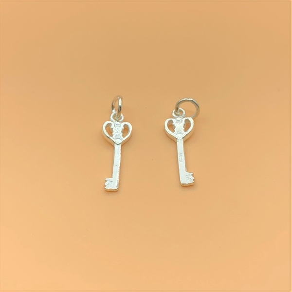 Móc treo khóa trái tim CB270