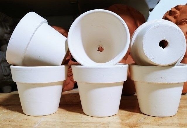 CHẬU LY SỐ 9 TRẮNG ĐẤT NUNG (CAO 9cm X 10.5cm)