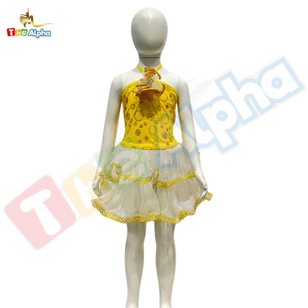 Váy yếm đồng tiền