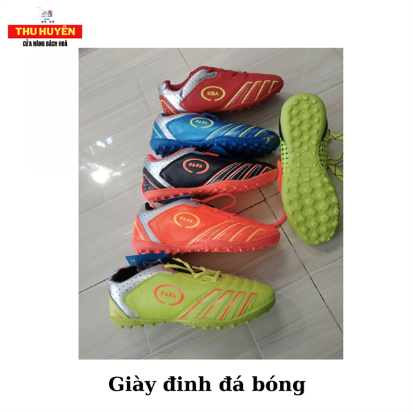 Giày đinh đá banh