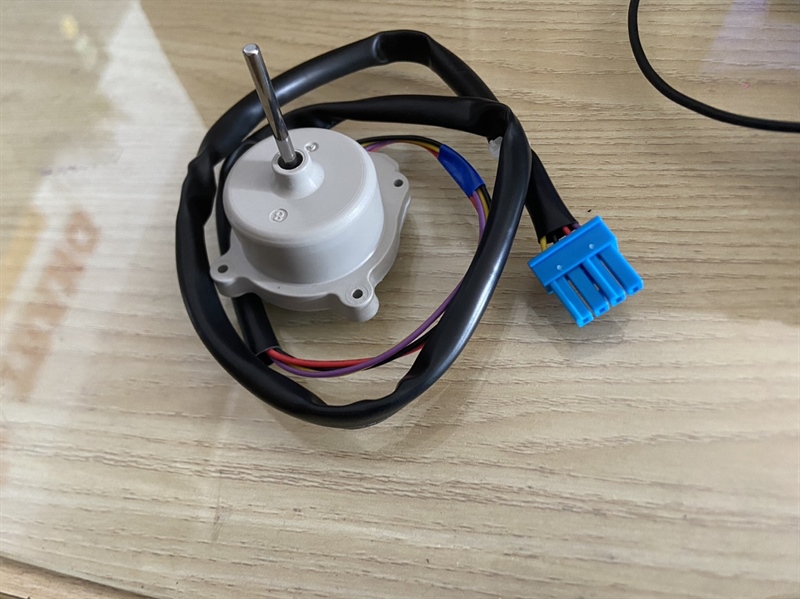 MOTOR QUẠT GR-D257WB.AWBPEVN