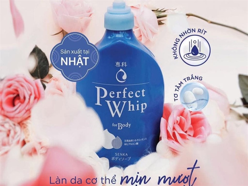 ST hoa hồng & nhài Senka 500ml