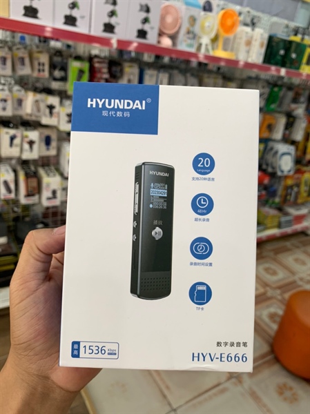 Máy ghi âm HUYNDAI E666 8GB