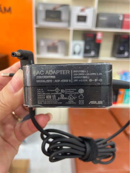 Sạc laptop ASUS 19V-2.37A chân kim