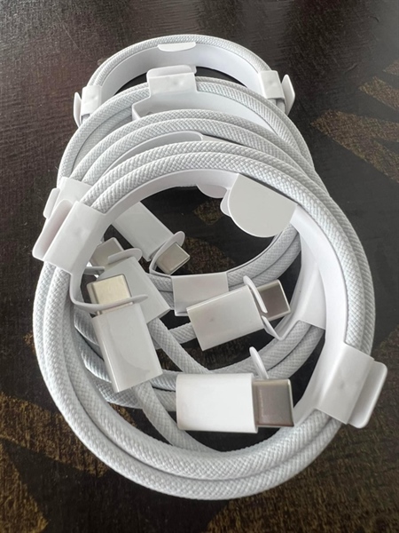 Cáp sạc nhanh iPHONE 15 type-C to type-C chuẩn Apple