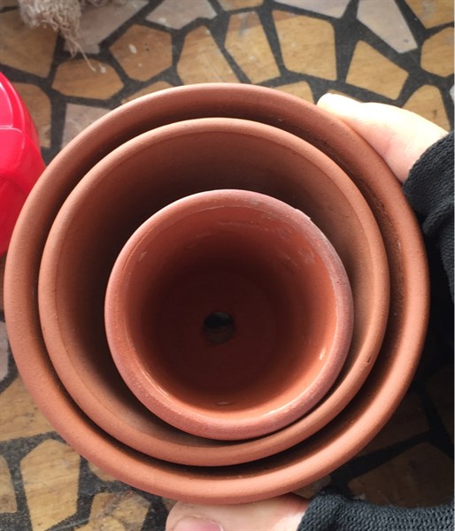 Chậu G 4*4-duoc-ban-tai-Chợ gốm Bảo Lộc