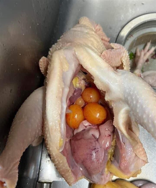 Gà mai tươi đây đủ nội tạng năng 1,8-2kg