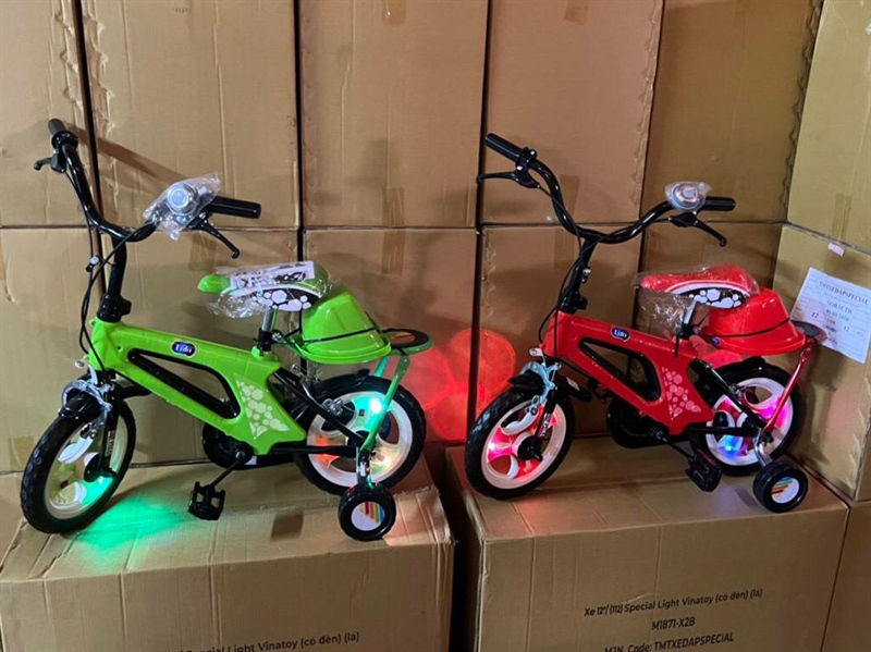 Xe đạp 4 bánh 12inch có đèn, HKM, M1871-X2B
