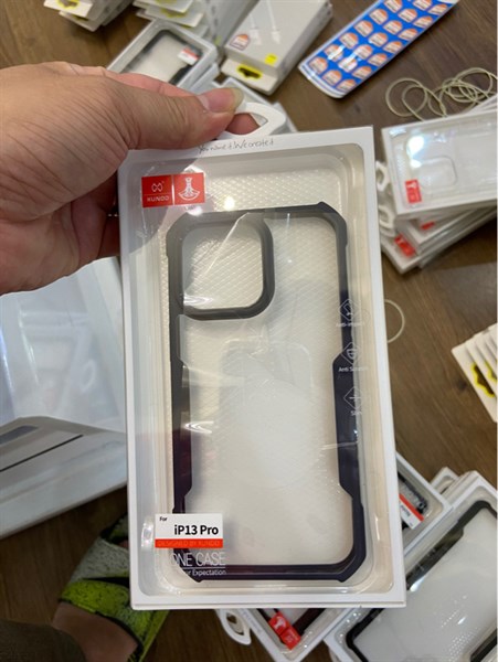 Ốp iPHONE 13 Pro 6.1 XUNDD