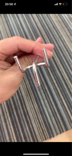 Móc lưới tôn đục inox 25cm