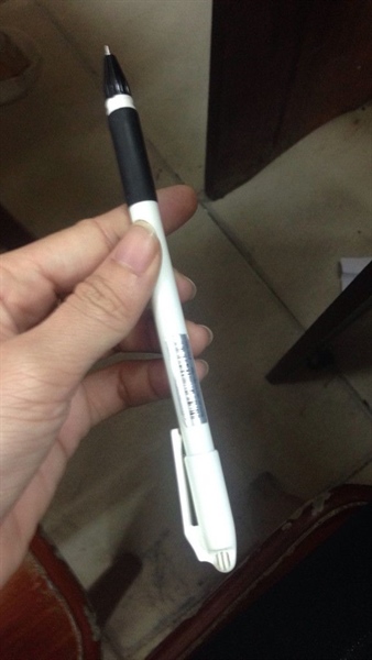 Bút gel mực đen